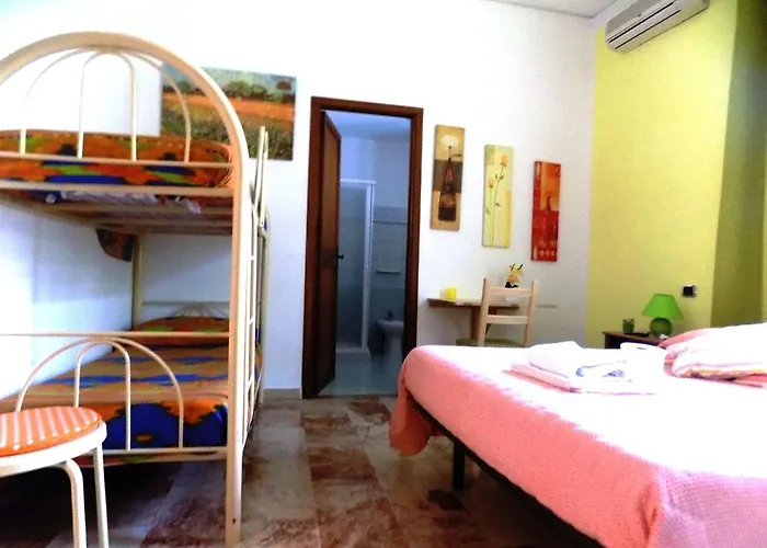 Casa Orlando 泰拉西尼