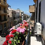 Casa Orlando * Terrasini